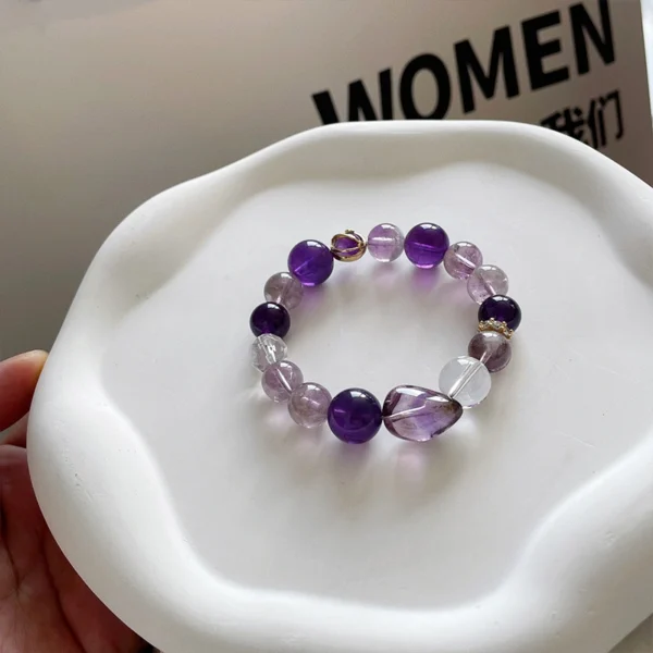 【Aura of Amethyst】Cultivate both inner and outer qualities, balancing wealth and spiritual well-being.