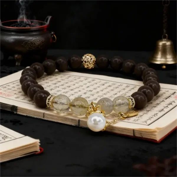 ff8d15ddf8194b18a4a995edc76ede2b~tplv-tb4s082cfz-aigc_resize_mark_720_720 【Core Radiance】Radiant light illuminates all directions, Guardian of the primordial essence.